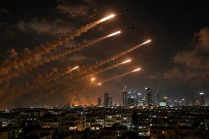 Iran launches strikes on U.S. bases in Bahrain and Jordan as Gulf tensions escalate